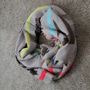 Fraas square geometric scarf